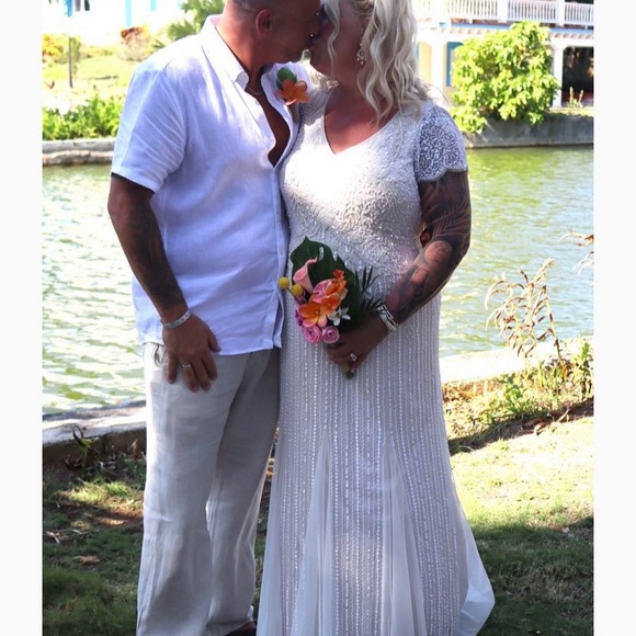 Adrianna Papell wedding dress size 16 - Picture 5 of 5